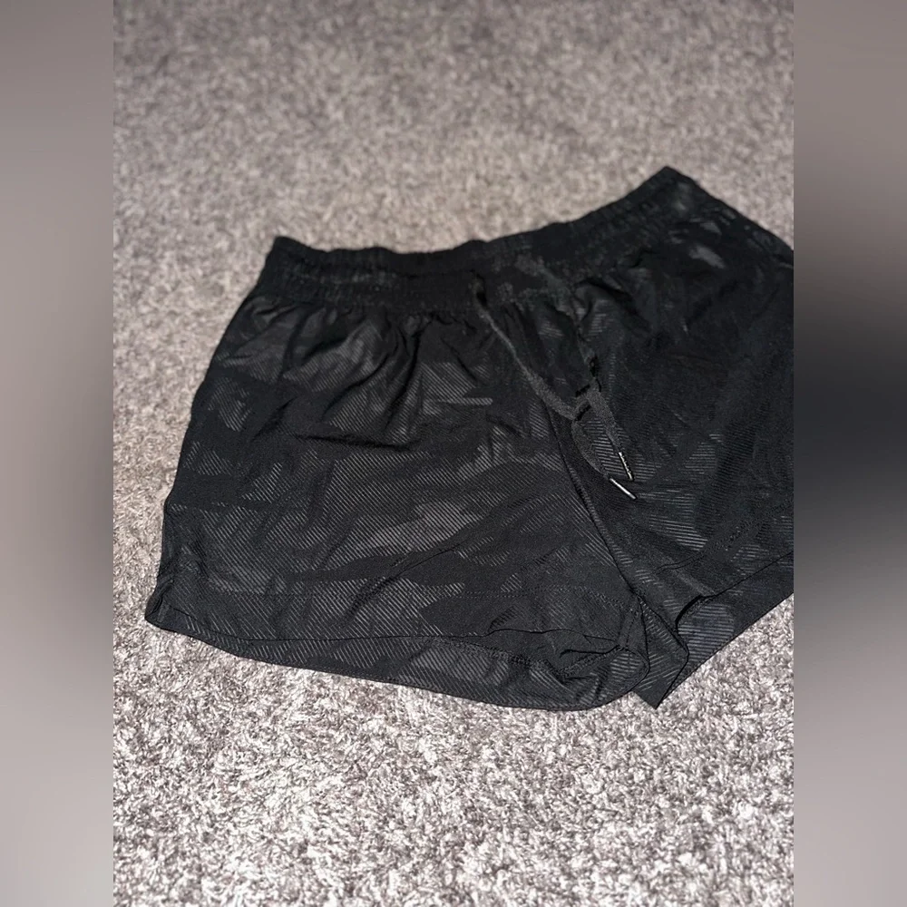 Women’s Marika Athletic Active Running Short Size Large - Picture 2 of 9